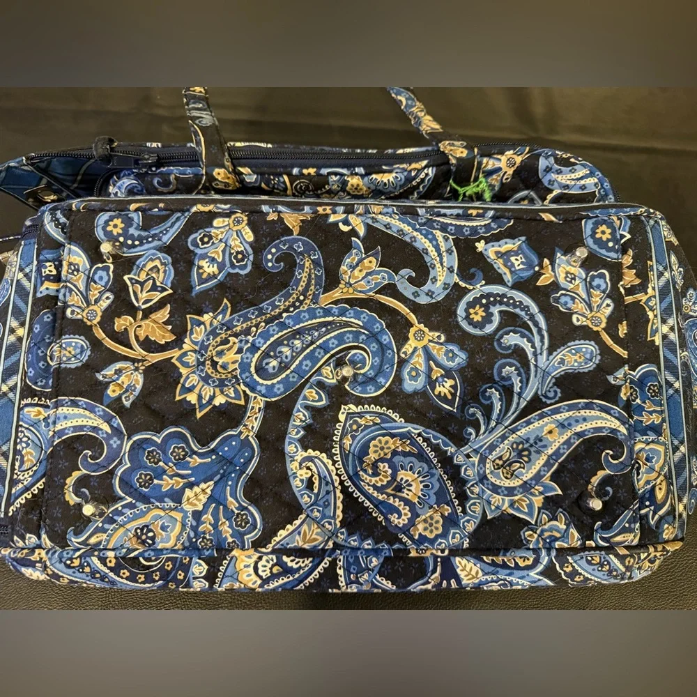 Vera Bradley Dog Carrier - Picture 2 of 5